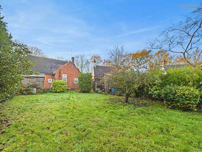 2 Bedroom Detached Bungalow For Sale In Mill Crescent, Orton Waterville, Peterborough, PE2