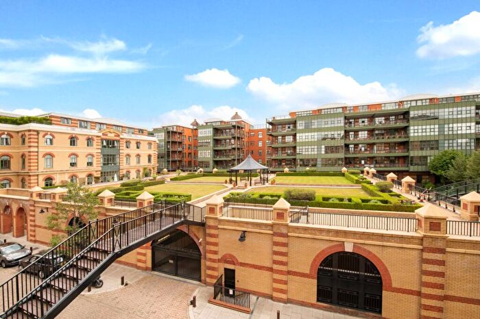 1 Bedroom Flat For Sale In Brasenose Drive, Barnes, SW13