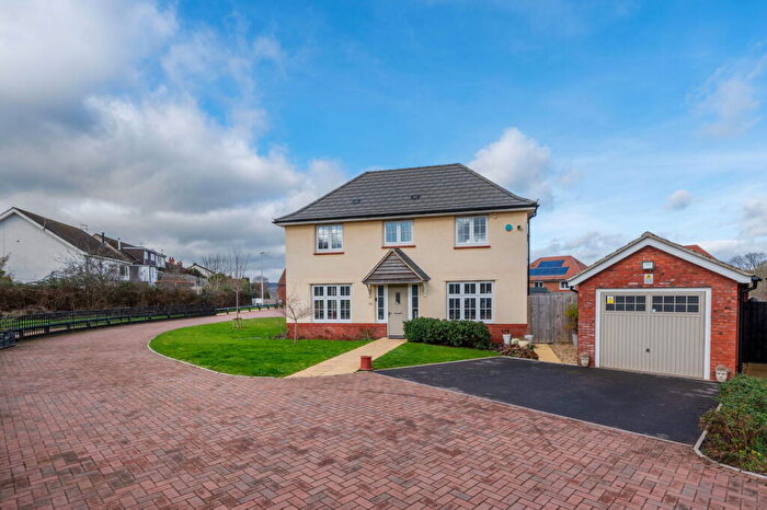 3 Bedroom Detached House For Sale In Guernsey Road, Winscombe, BS25