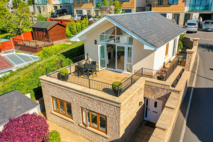 2 Bedroom Detached House For Sale In Brackenwood Gardens, Portishead, North Somerset, BS20