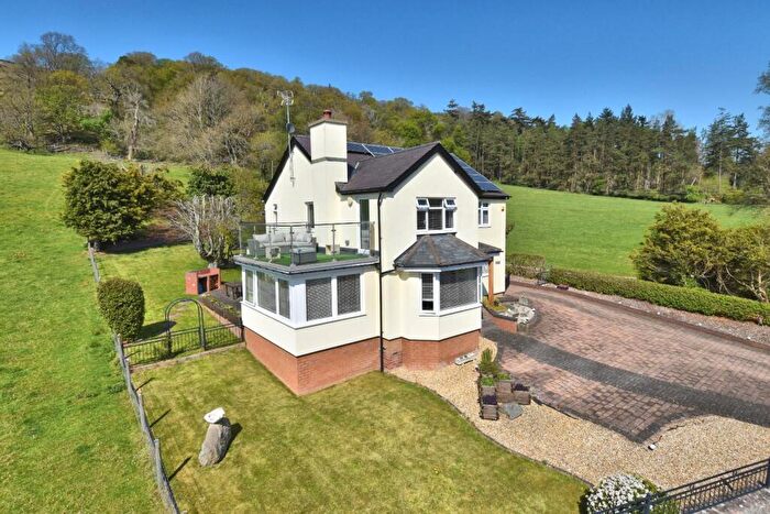 4 Bedroom Detached House For Sale In Carrog Road, Corwen, LL21