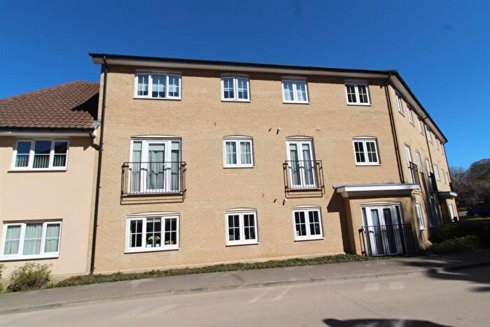 2 Bedroom Apartment For Sale In Lydgate Court, Abbots Gate, Bury St. Edmunds, IP33