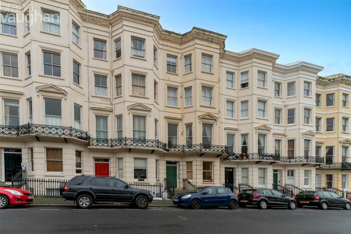 Flat To Rent In Holland Road, Hove, East Sussex, BN3