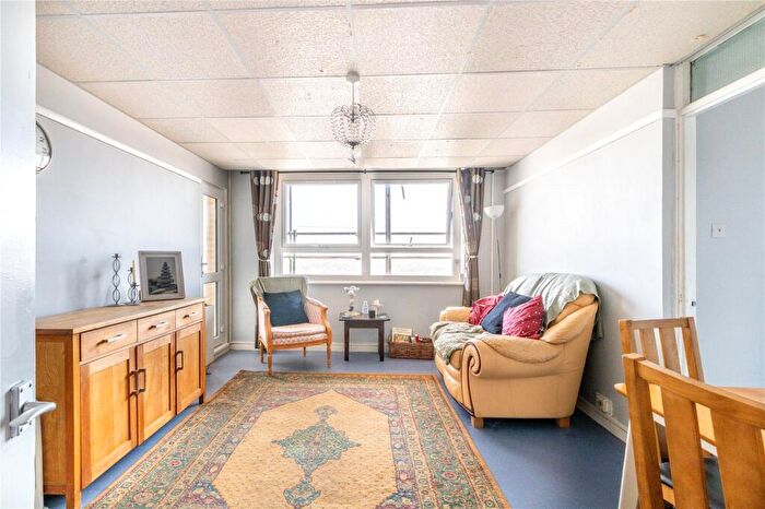 2 Bedroom Apartment For Sale In Little Cross House, Bristol, BS3