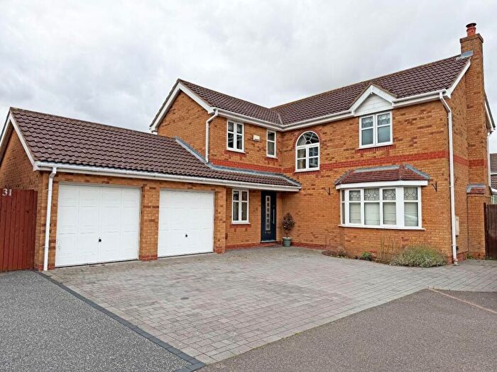 4 Bedroom Detached House For Sale In Bentley Avenue, Yaxley, Peterborough, PE7
