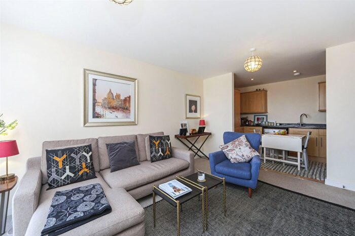 2 Bedroom Flat To Rent In Banning Street, London, SE10