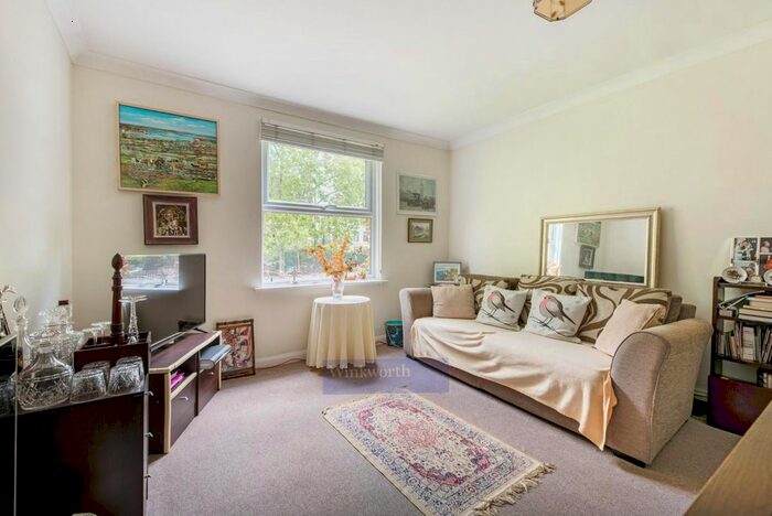 2 Bedroom Flat To Rent In Kennington Road, London, SE11