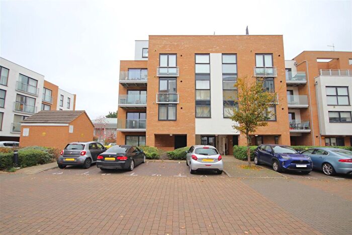2 Bedroom Flat To Rent In Pym Court, Cromwell Road, Cambridge, CB1