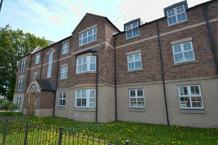 2 Bedroom Flat To Rent In Orchard Mews, Bessacarr, Doncaster, DN4
