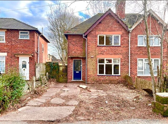 3 Bedroom Semi Detached House For Sale In Tame Street East, Walsall, WS1