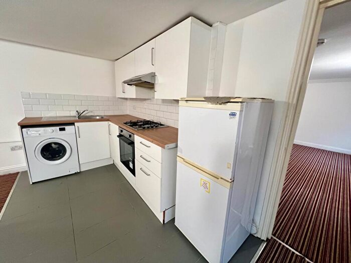 1 Bedroom Flat To Rent In Christchurch Road, Boscombe, BH1