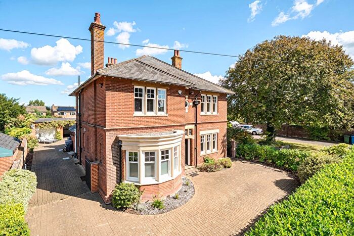 5 Bedroom Detached House For Sale In London Road, Faversham, ME13