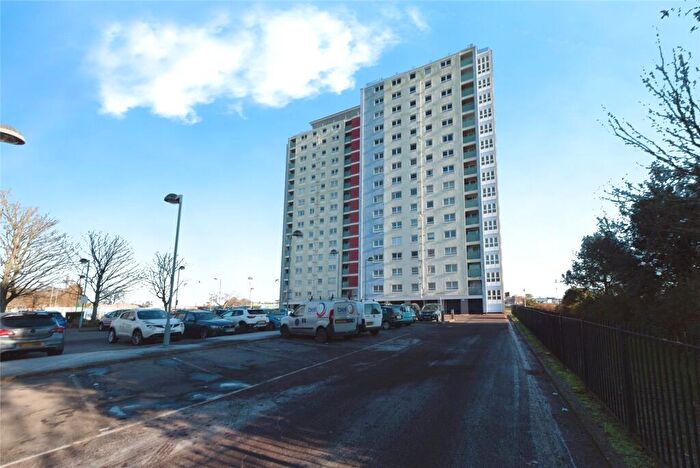 2 Bedroom Flat For Sale In Trinity Green, Gosport, Hampshire, PO12