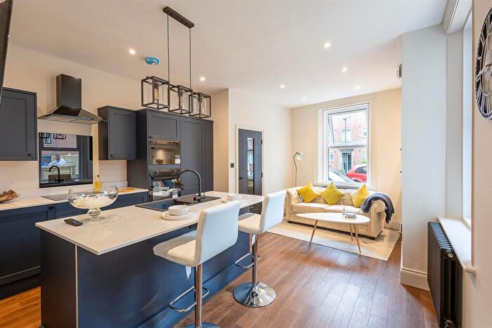 1 Bedroom Flat For Sale In Field Street, South Gosforth, Newcastle Upon Tyne, NE3