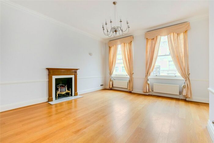 2 Bedroom Flat To Rent In Queen's Gate Gardens, London, SW7