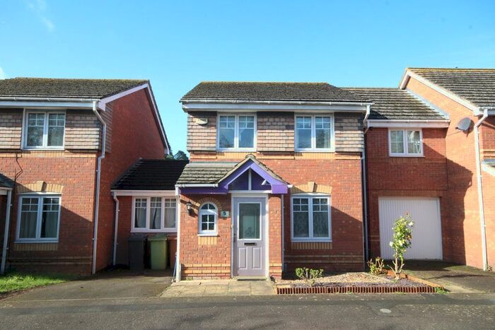3 Bedroom Property To Rent In Covington Grove, Wellingborough, NN8