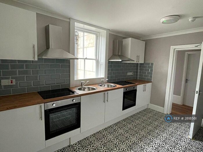 Studio To Rent In Crayford, London, DA1