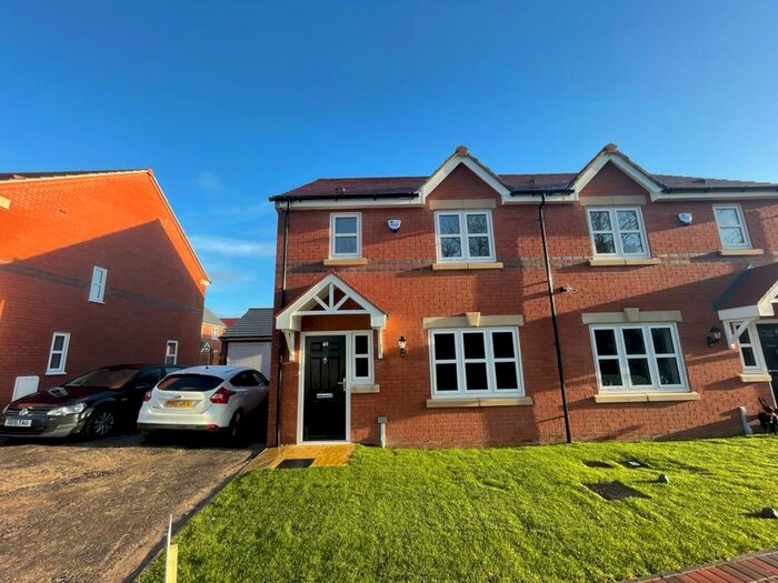 3 Bedroom Semi-Detached House To Rent In The Fox Hollies, Shirland, Alfreton, DE55