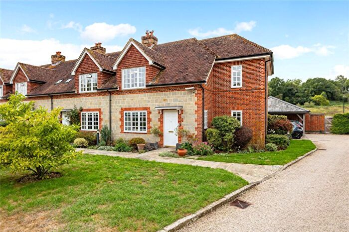 3 Bedroom End Of Terrace House For Sale In Cowdray Court, North Street, Midhurst, West Sussex, GU29