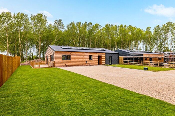 4 Bedroom Bungalow For Sale In Spalford Road, North Scarle, Lincoln, Lincolnshire, LN6
