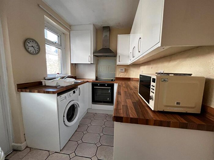 3 Bedroom Private Halls To Rent In Vincent Street, Lancaster, LA1