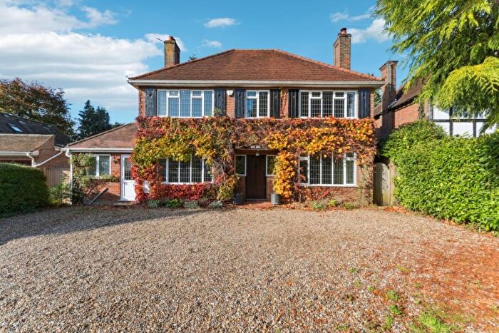 4 Bedroom Detached House To Rent In Chenies Avenue, Little Chalfont, HP6