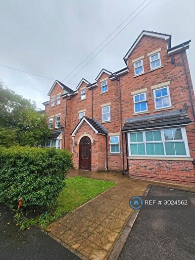 2 Bedroom Flat To Rent In Maximus Court, Manchester, M30