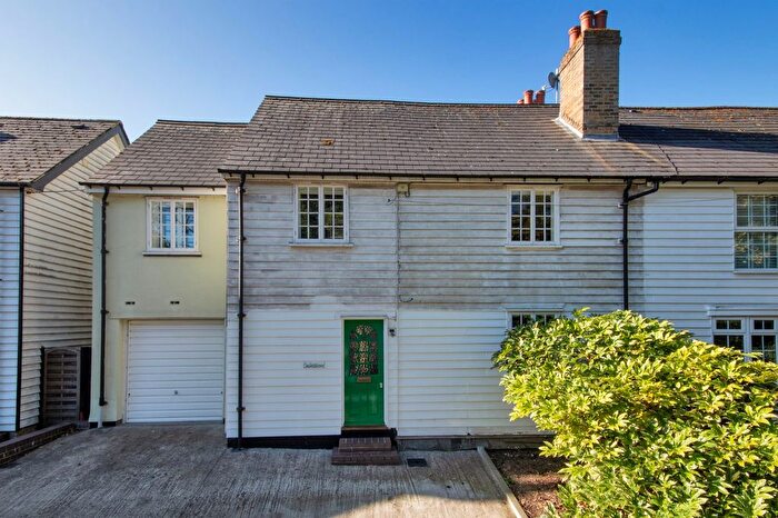 4 Bedroom Semi-Detached House For Sale In Castle Hill, Hartley, Longfield, Kent, DA3