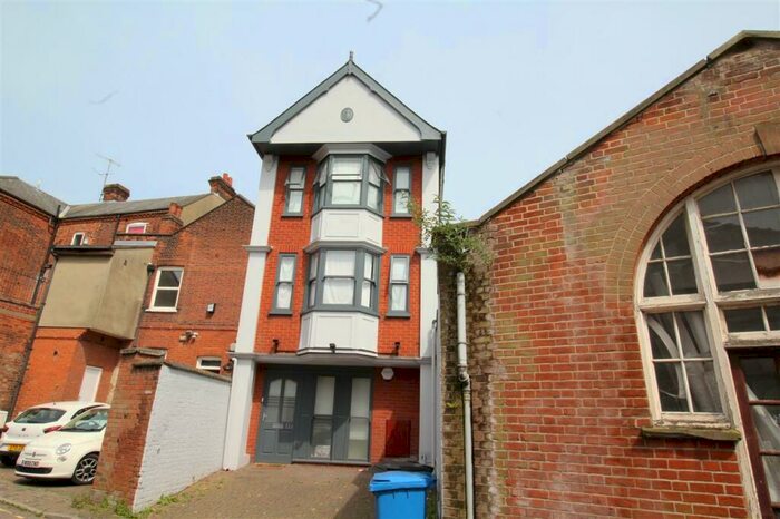 2 Bedroom House To Rent In Lower Orwell Street, Ipswich, IP4