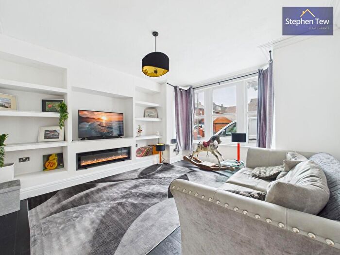 4 Bedroom Semi-Detached House For Sale In Arlington Avenue, Blackpool, FY4