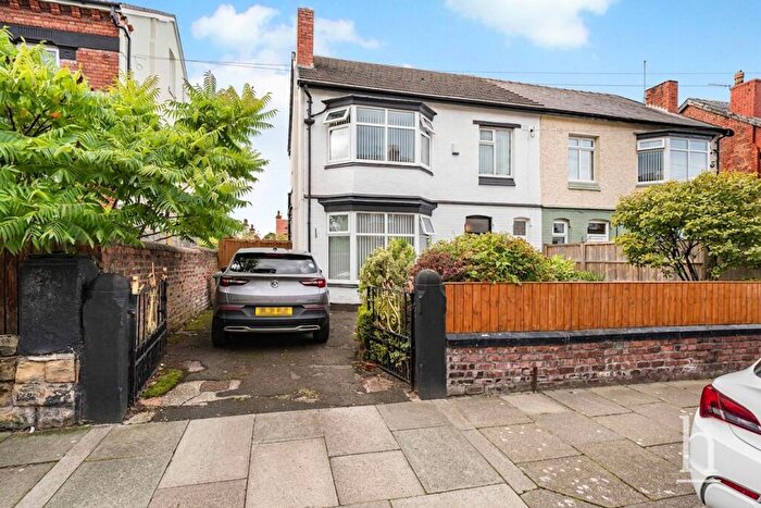 4 Bedroom Semi Detached House For Sale In Westbank Road, Tranmere, CH42