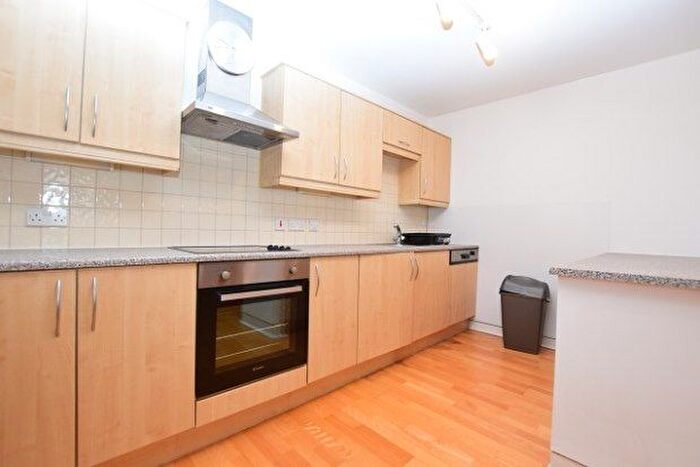 2 Bedroom Flat To Rent In Millsands, Sheffield, S3
