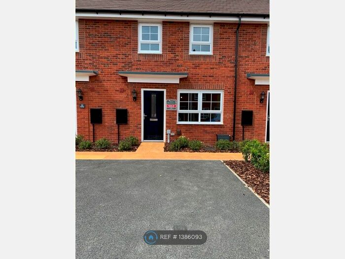 3 Bedroom Terraced House To Rent In Emerald Close, Rugby, CV22