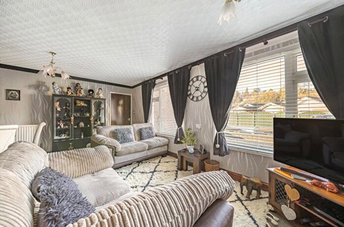 2 Bedroom Bungalow For Sale In Glandwr Park, Builth Wells, Powys, LD2