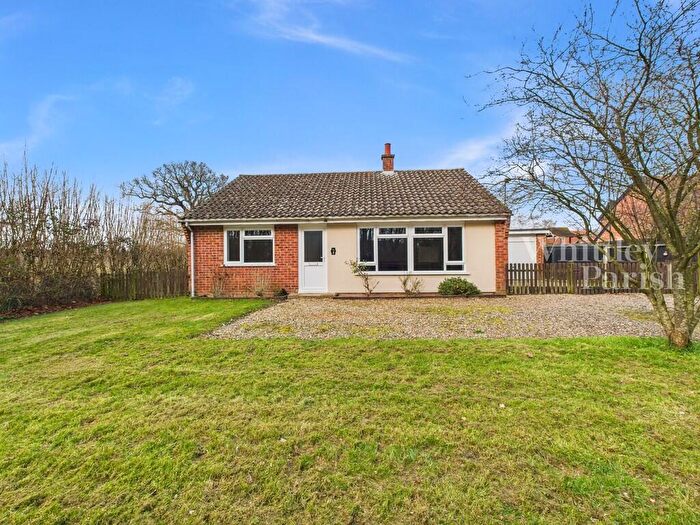 3 Bedroom Detached Bungalow To Rent In Common Bungalow, Billingford, IP21