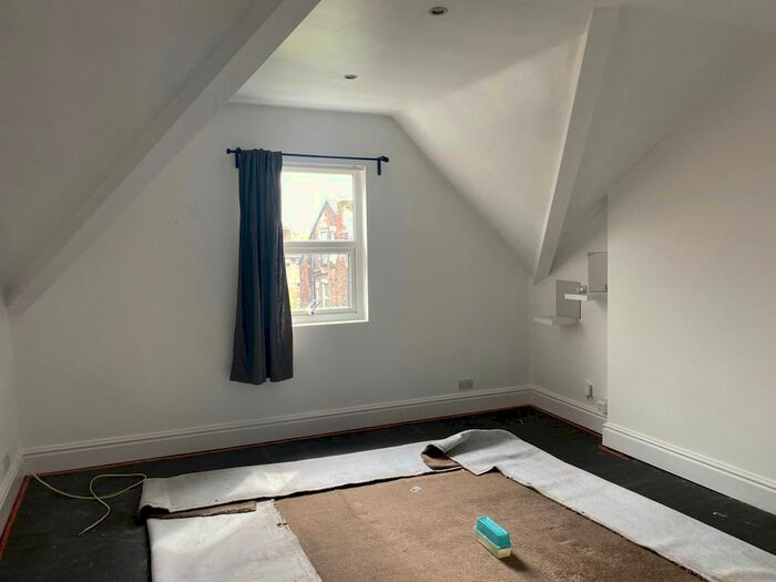 2 Bedroom Flat To Rent In Croxteth Grove, Liverpool, L8