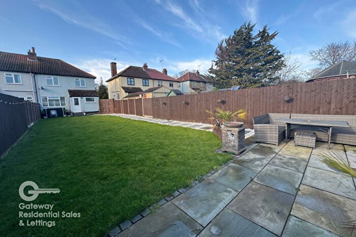 3 Bedroom Semi-Detached House For Sale In Yeldham Road, Sible Hedingham, Halstead, CO9