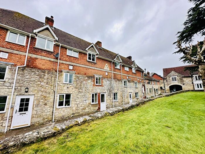 2 Bedroom Flat To Rent In The Old Glove Factory, Church Street, Tisbury, SP3