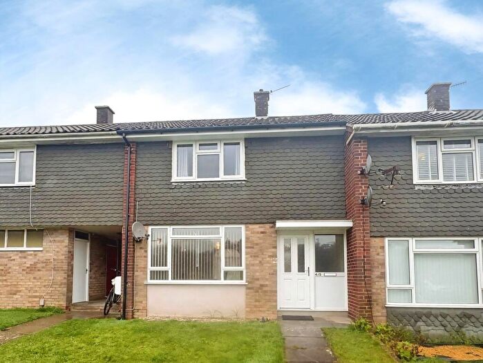 2 Bedroom Terraced House For Sale In Devizes Road, Salisbury, SP2