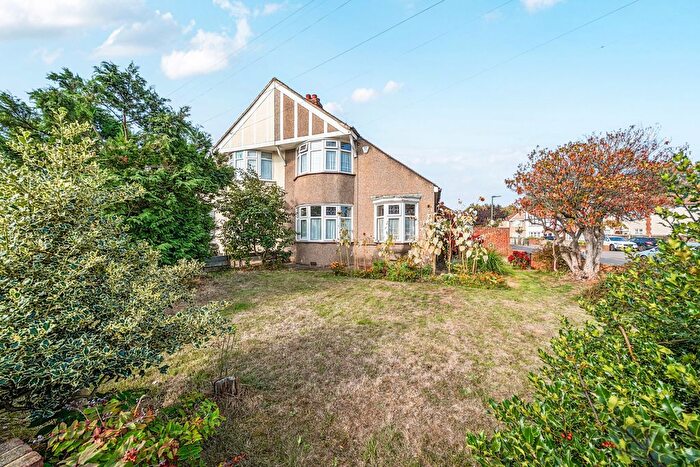 3 Bedroom Semi Detached House For Sale In Westwood Lane, Welling, DA16