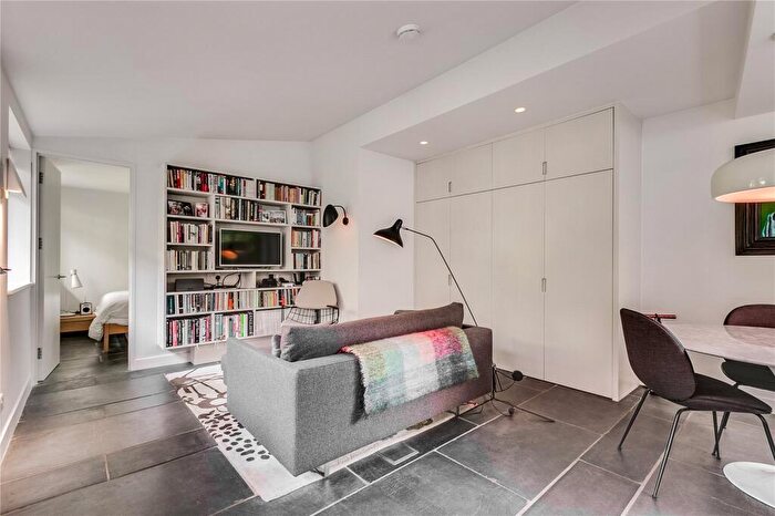 1 Bedroom Semi-Detached House To Rent In Highbury Grove, Islington, N5