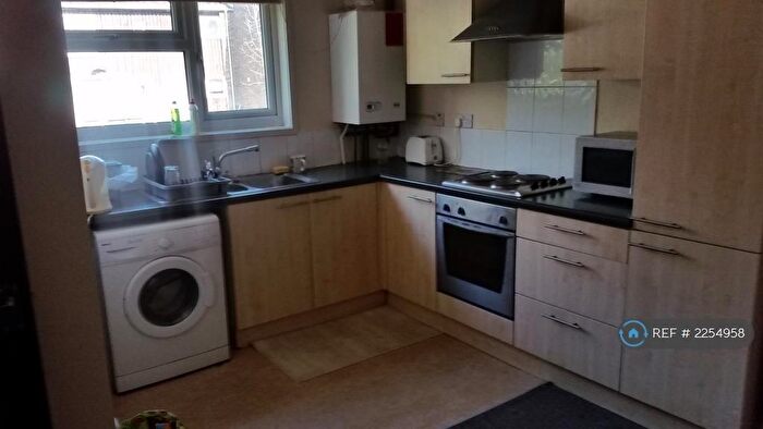 3 Bedroom Terraced House To Rent In Mewburn, Peterborough, PE3