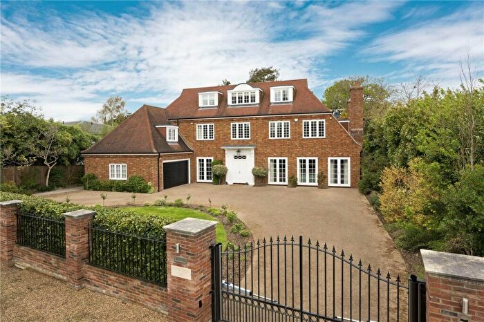 5 Bedroom Detached House To Rent In Sandown Road, Esher, Surrey, KT10