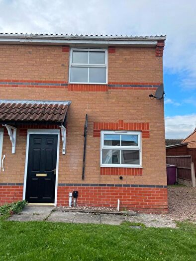 Semi-Detached House To Rent In The Birchills, Creswell, Worksop, Nottinghamshire, S80