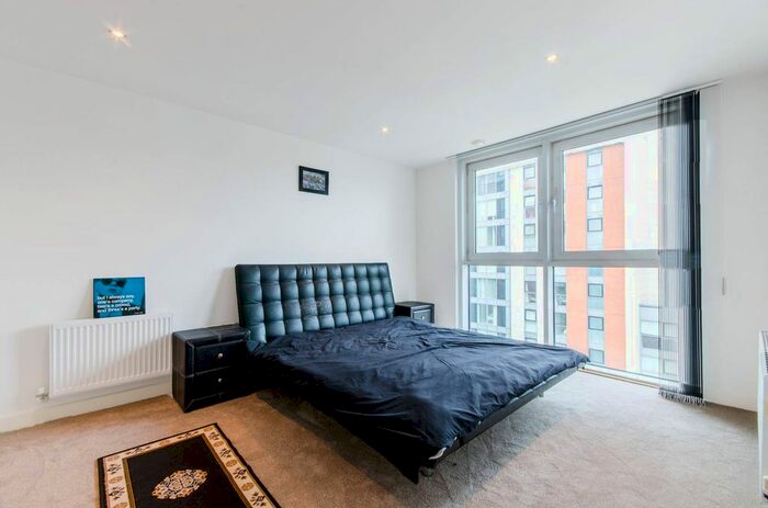 2 Bedroom Flat To Rent In Adriatic Apartments, Royal Docks, London, E16