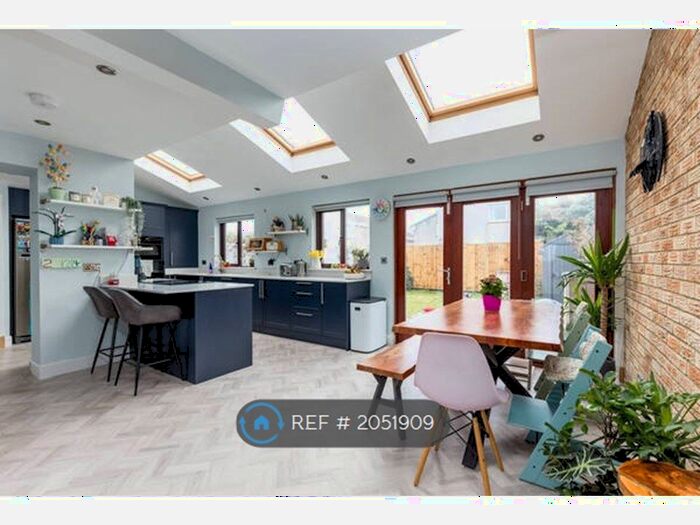 5 Bedroom Terraced House To Rent In Buckstone Loan East, Edinburgh, EH10