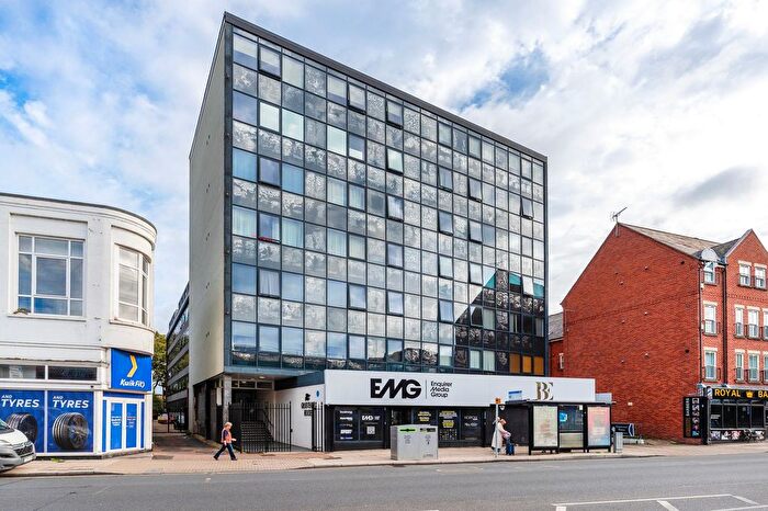 2 Bedroom Flat For Sale In Prince Of Wales Road, Norwich, NR1