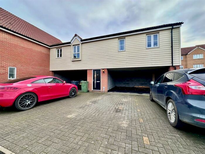 2 Bedroom House To Rent In Kestrel Avenue, Costessey, NR8