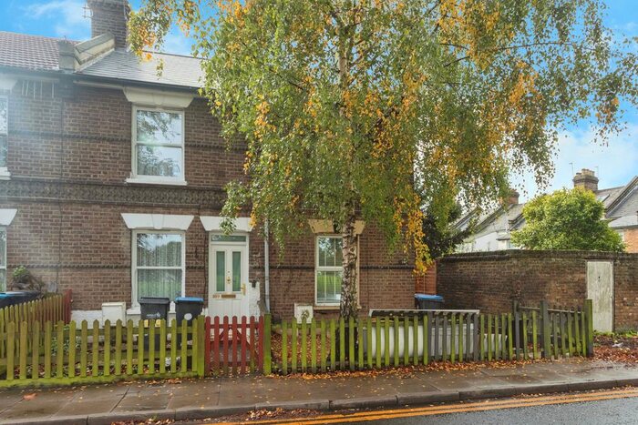 2 Bedroom Terraced House To Rent In Lincoln Road, Enfield, EN1