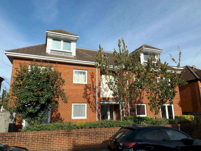 1 Bedroom Apartment To Rent In Firgrove Road, Shirley, SO15